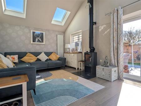 SITTING ROOM EXTENSION