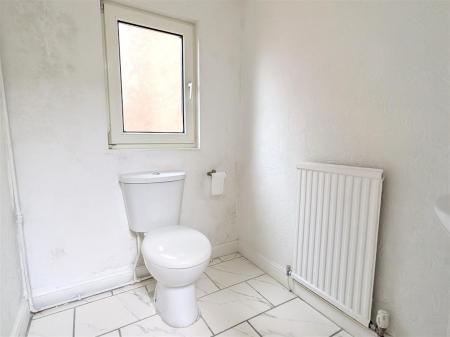 SEPARATE WC