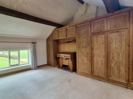 BEDROOM FIVE/HOBBY ROOM