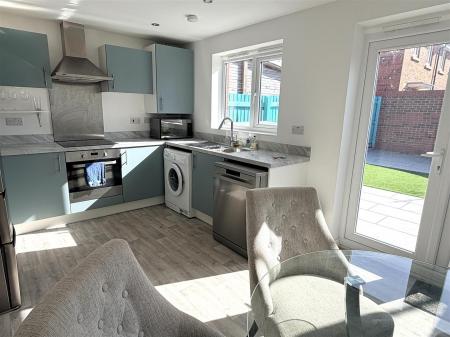 Springfield Drive, Warton
