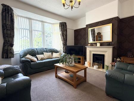 LOUNGE/BEDROM THREE