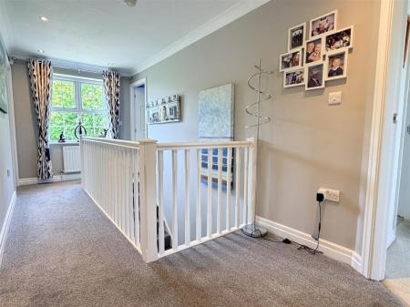 FIRST FLOOR LANDING