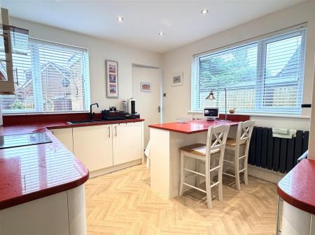 BREAKFAST KITCHEN