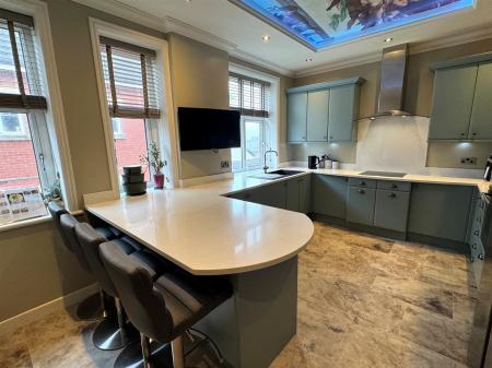 BREAKFAST KITCHEN