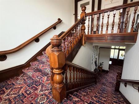 COMMUNAL HALLWAY