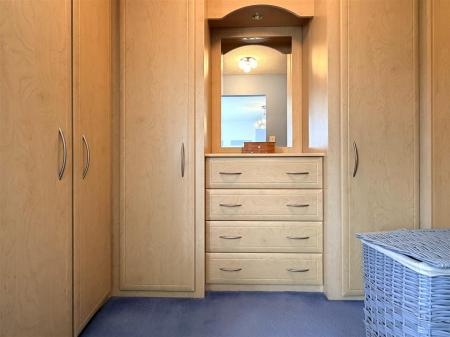 DRESSING ROOM