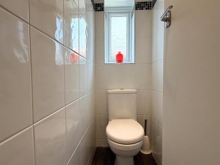 SEPARATE WC