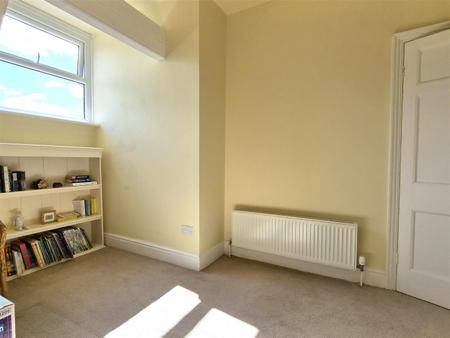 BEDROOM FIVE