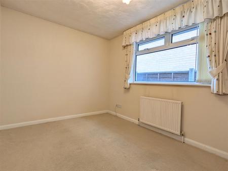 RECEPTION ROOM/BEDROOM