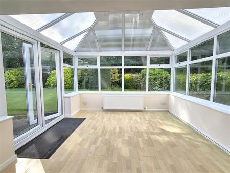 DINING CONSERVATORY