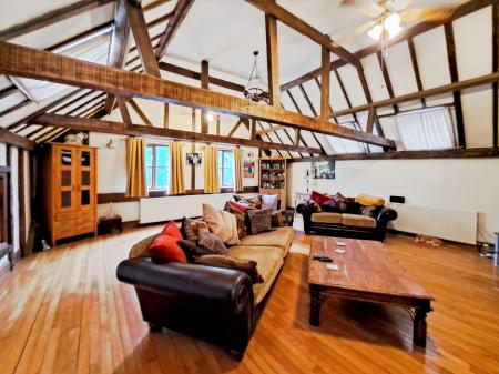 the-barn_00015