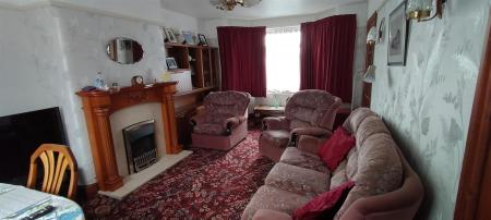 pic 1 , 77 victoria park road.jpg