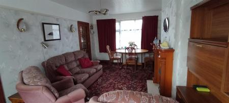 pic 2 , 77 victoria park road.jpg