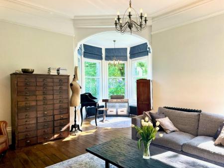 44 Green Lane Living Room.jpg