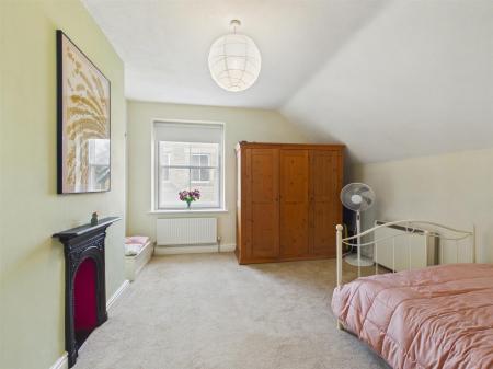 CAM03145G0-PR0500-STILL060 - Copy (2).jpg