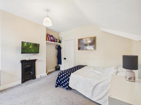 CAM03145G0-PR0500-STILL057 - Copy (2).jpg