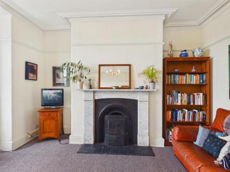 CAM03145G0-PR0498-STILL016.jpg