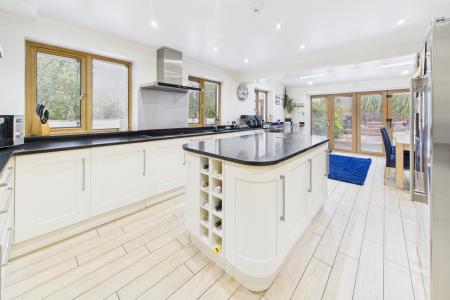 Kitchen / Dining