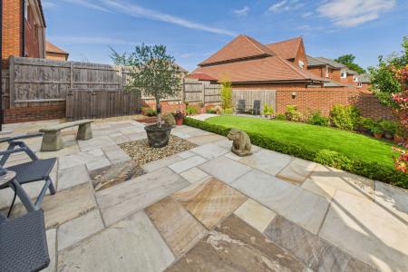 Rear Garden Aspect