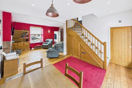 Lounge | Dining Area