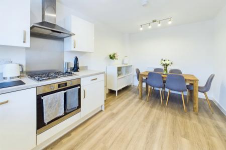 Kitchen | Dining Area