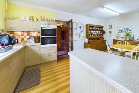 Kitchen | Dining Area