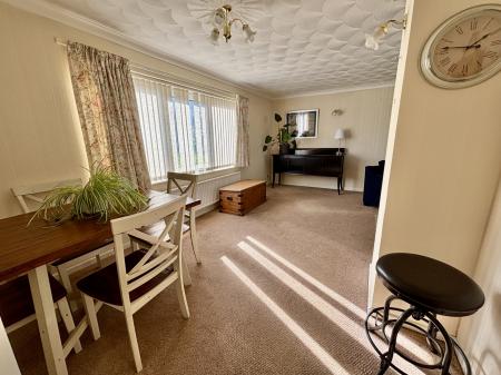 Lounge / Diner
