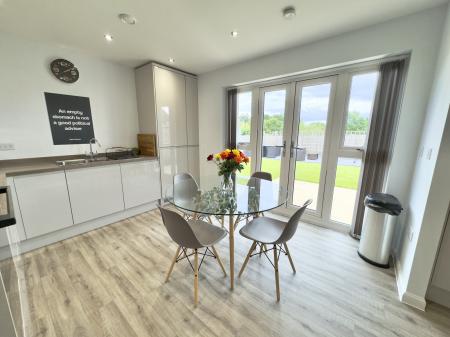 Kitchen | Dining Area