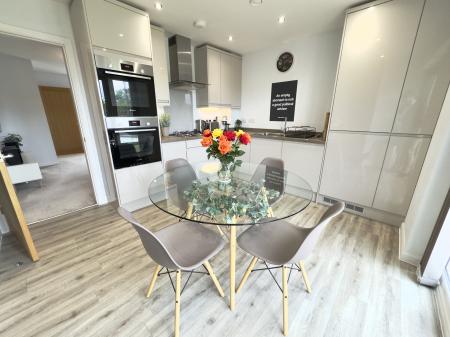 Kitchen | Dining Area