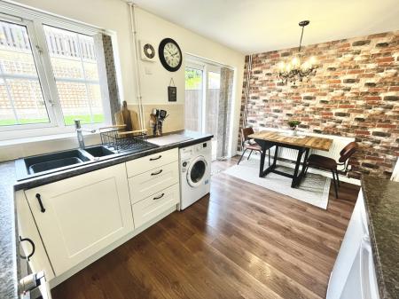 Kitchen | Dining Area
