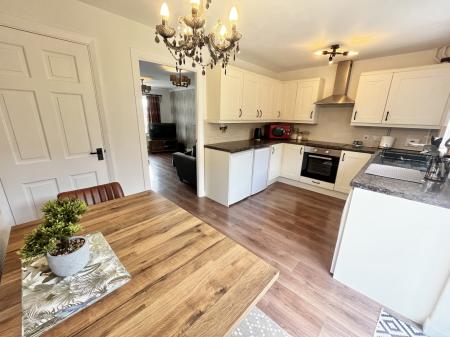 Kitchen | Dining Area