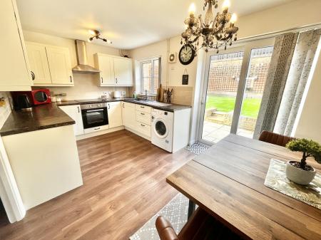 Kitchen | Dining Area