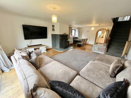 Lounge | Dining area