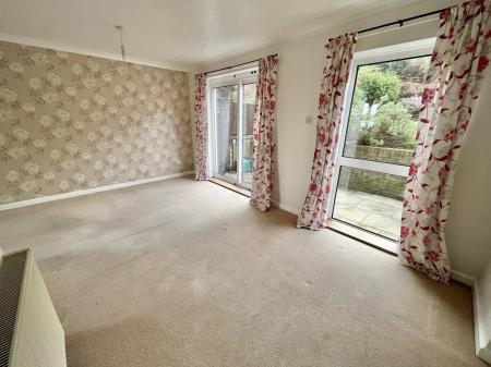 Lounge / DIning Room