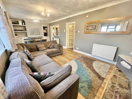 Lounge / Dining Room