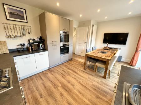 Kitchen | Dining Area