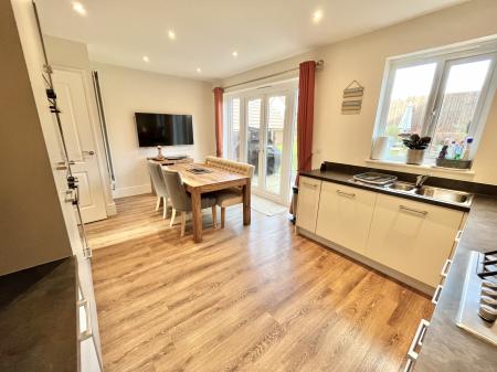 Kitchen | Dining Area