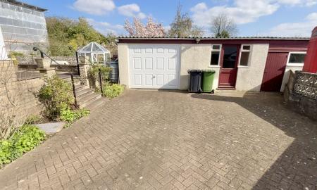 Garage & Parking