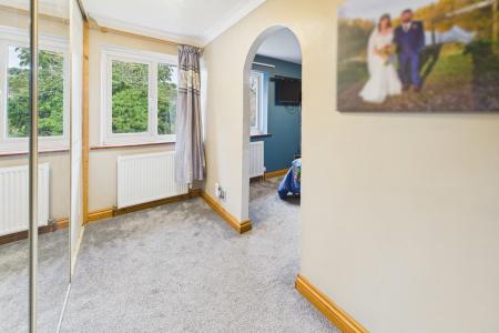 Dressing Room / Bedroom