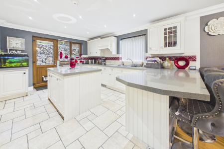 kitchen / diner
