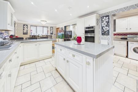kitchen / diner