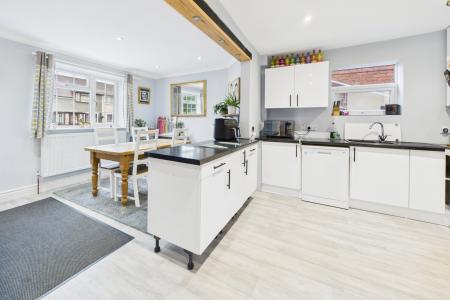 Kitchen/ Diner