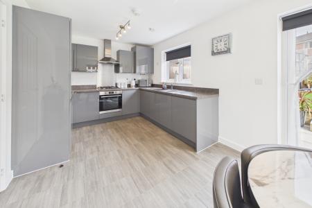 Kitchen / Diner