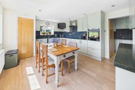 Kitchen / Diner