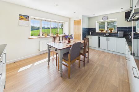 Kitchen / Diner