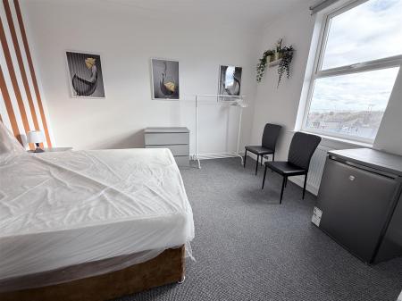 1st Floor Bedroom 5 (£850)