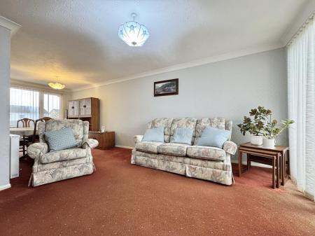 Living Room / Dining Room