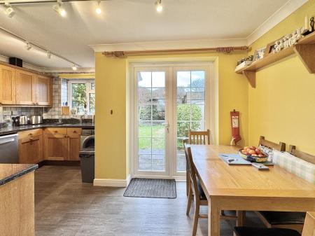Kitchen / Dining Room