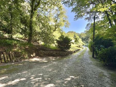 Additional Parking And Drive