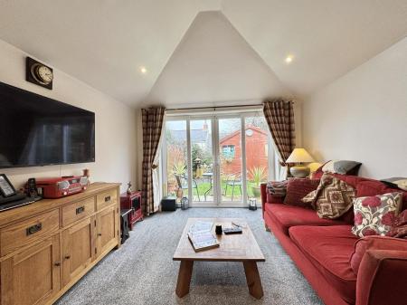 Living Room / Dining Room